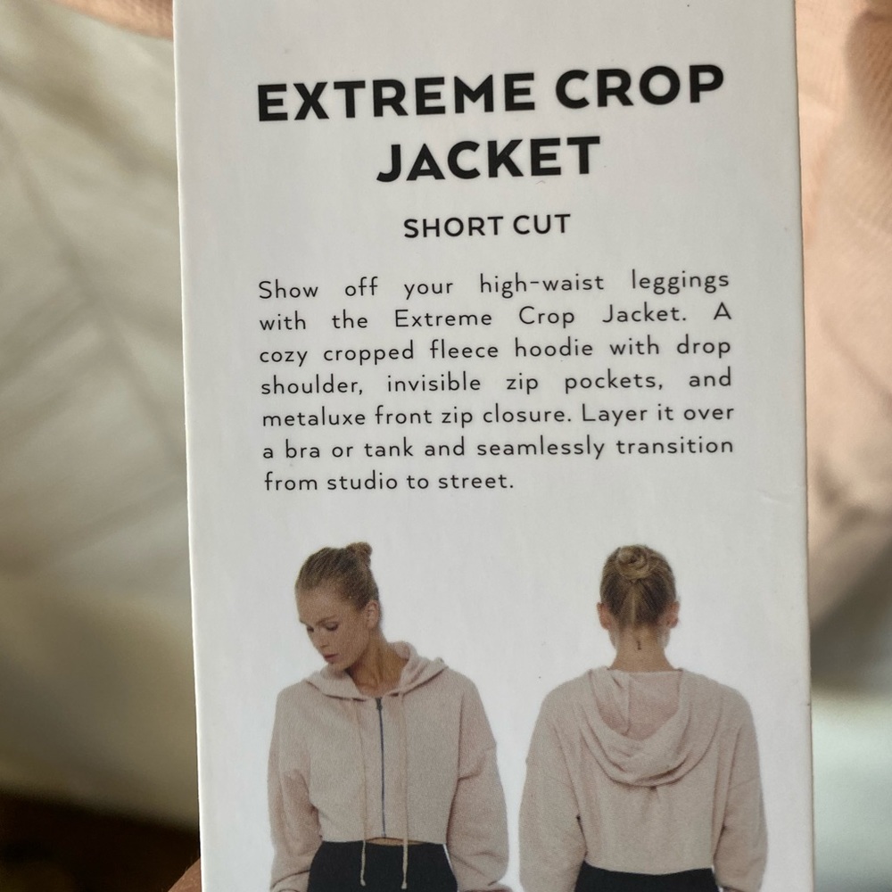 ALO YOGA Extreme Crop Jacket in Nectar - Picture 6 of 6